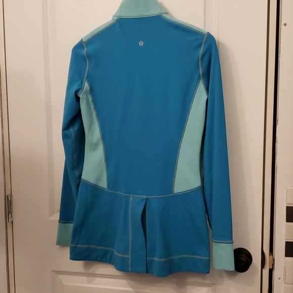 Lululemon jacket - Picture 2 of 14